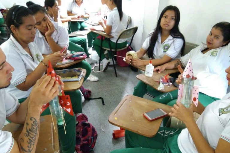 Talleres de la Estrategia de Ciencias Naturales son replicados en Venecia