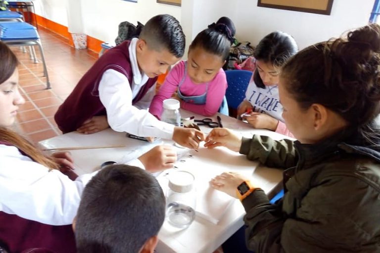 Estudiantes en San Vicente