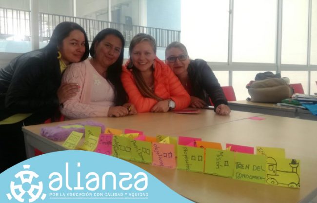 En Granada docentes presentaron “el tren del conocimiento”